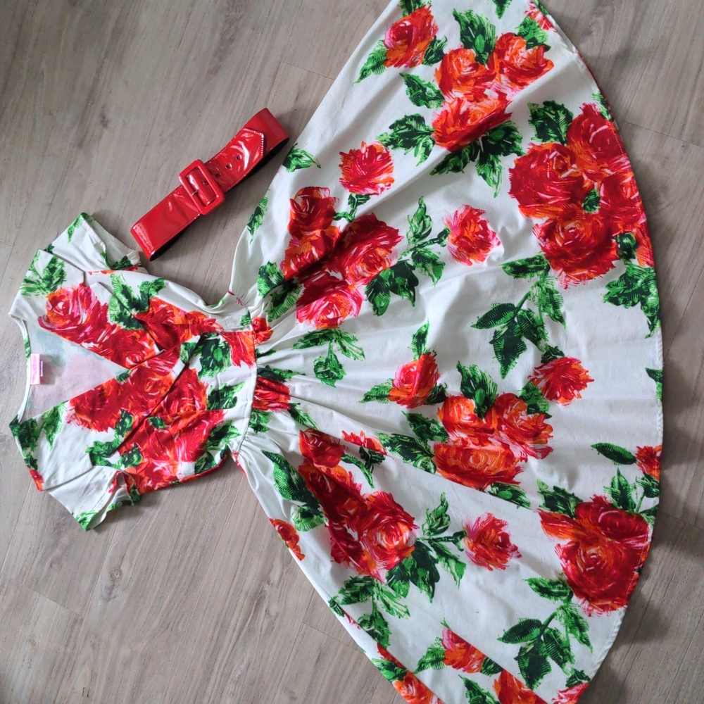 Pinup Couture Rose Floral Dress Size Small